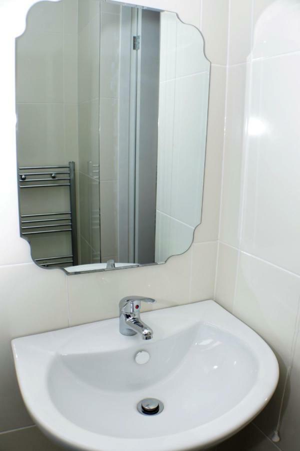 Oyo Hala Guest House Manchester Luaran gambar