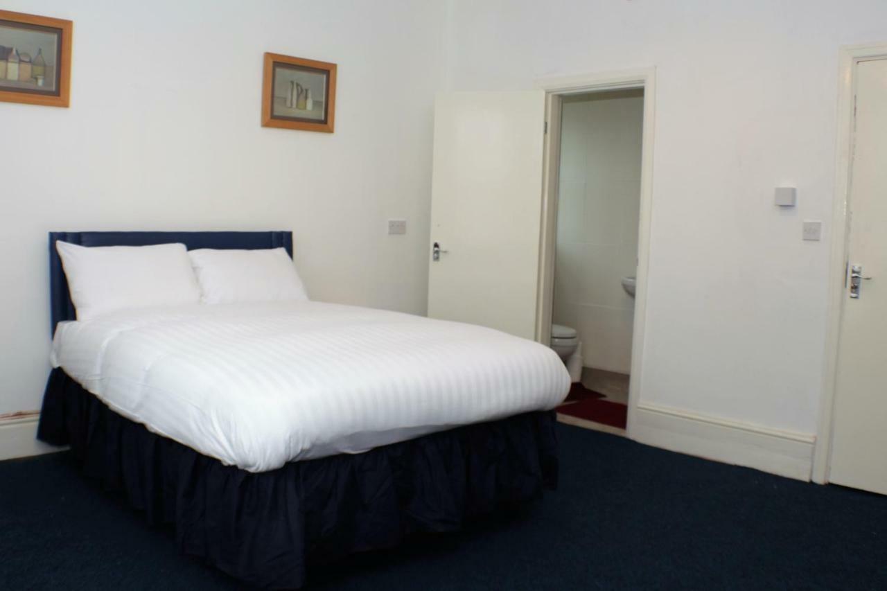 Oyo Hala Guest House Manchester Luaran gambar