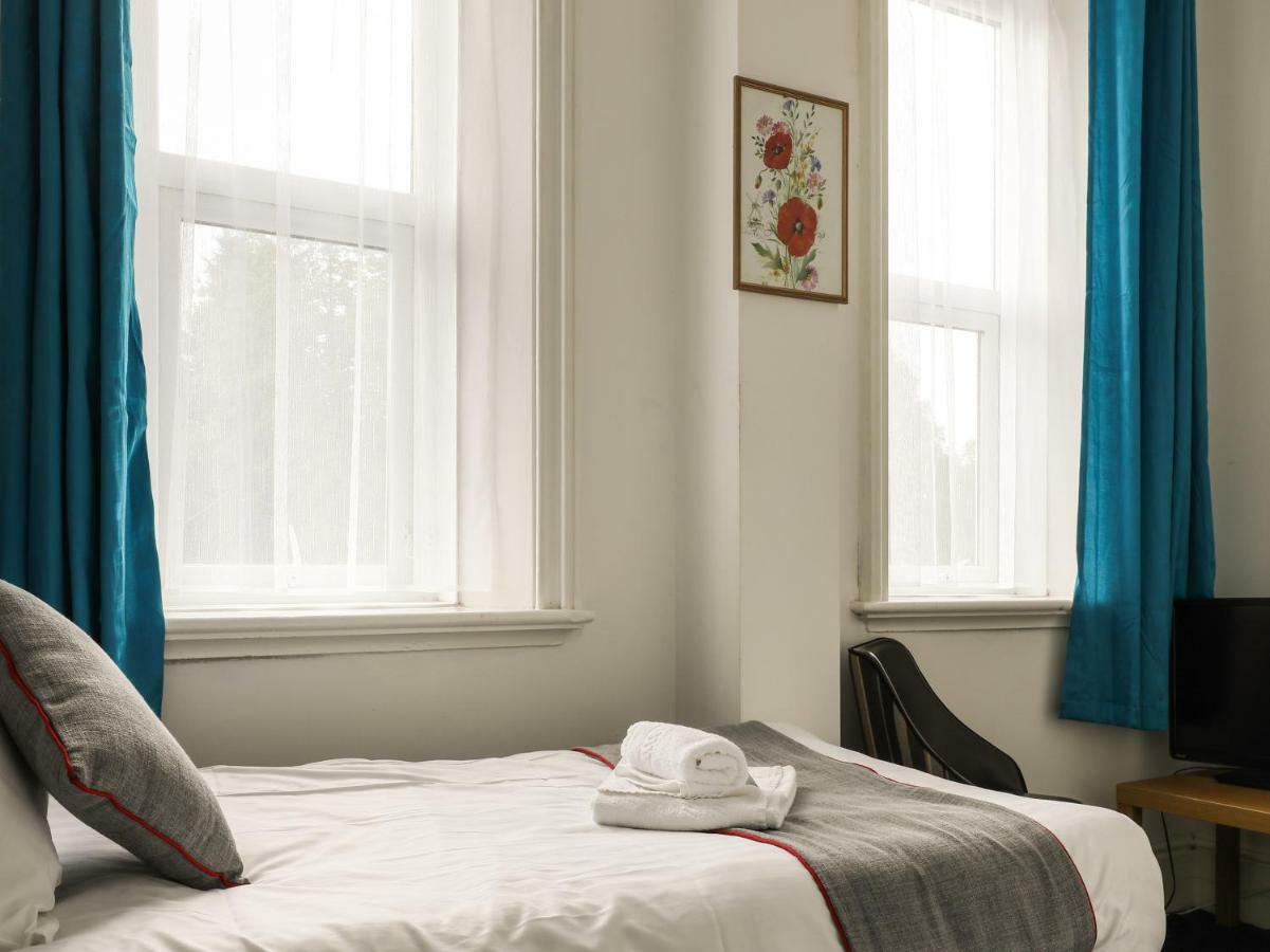 Oyo Hala Guest House Manchester Luaran gambar