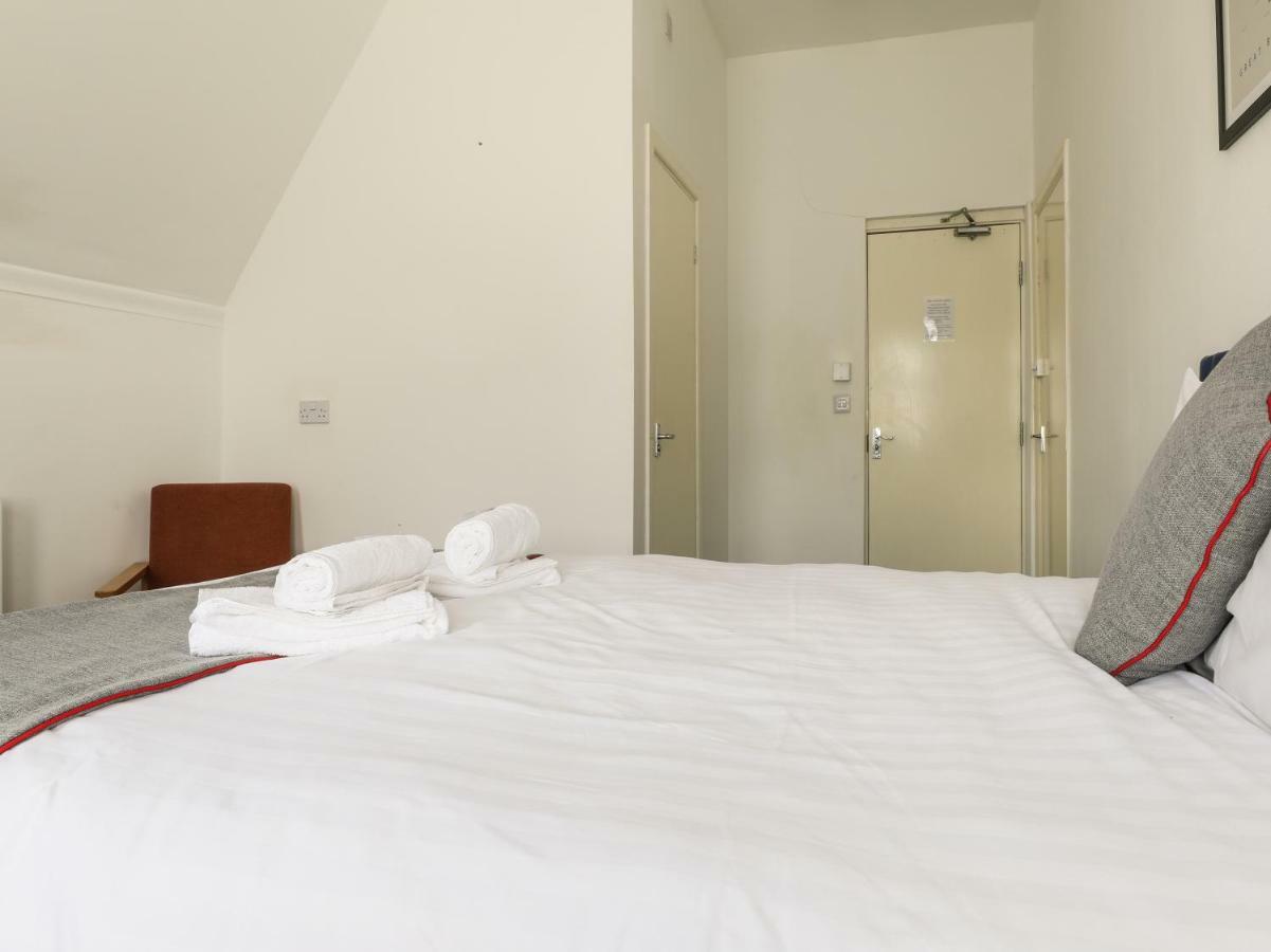 Oyo Hala Guest House Manchester Luaran gambar